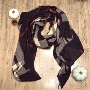 Francesca’s scarf